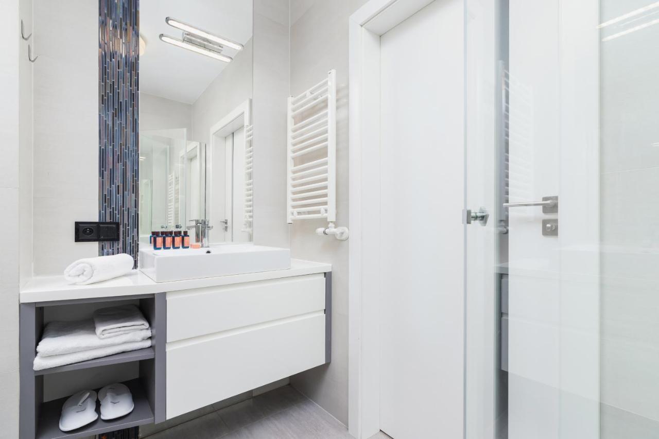 Apartment Romanowicza Cracow By Renters Cracovia Exterior foto